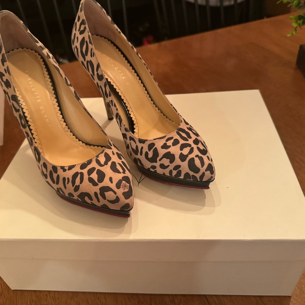 Charolette Olympia Pumps